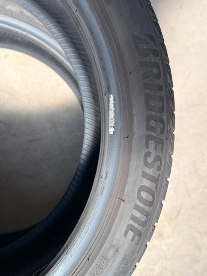 225/45/18 - Estive - Bridgestone - DOT 2022 - Usato