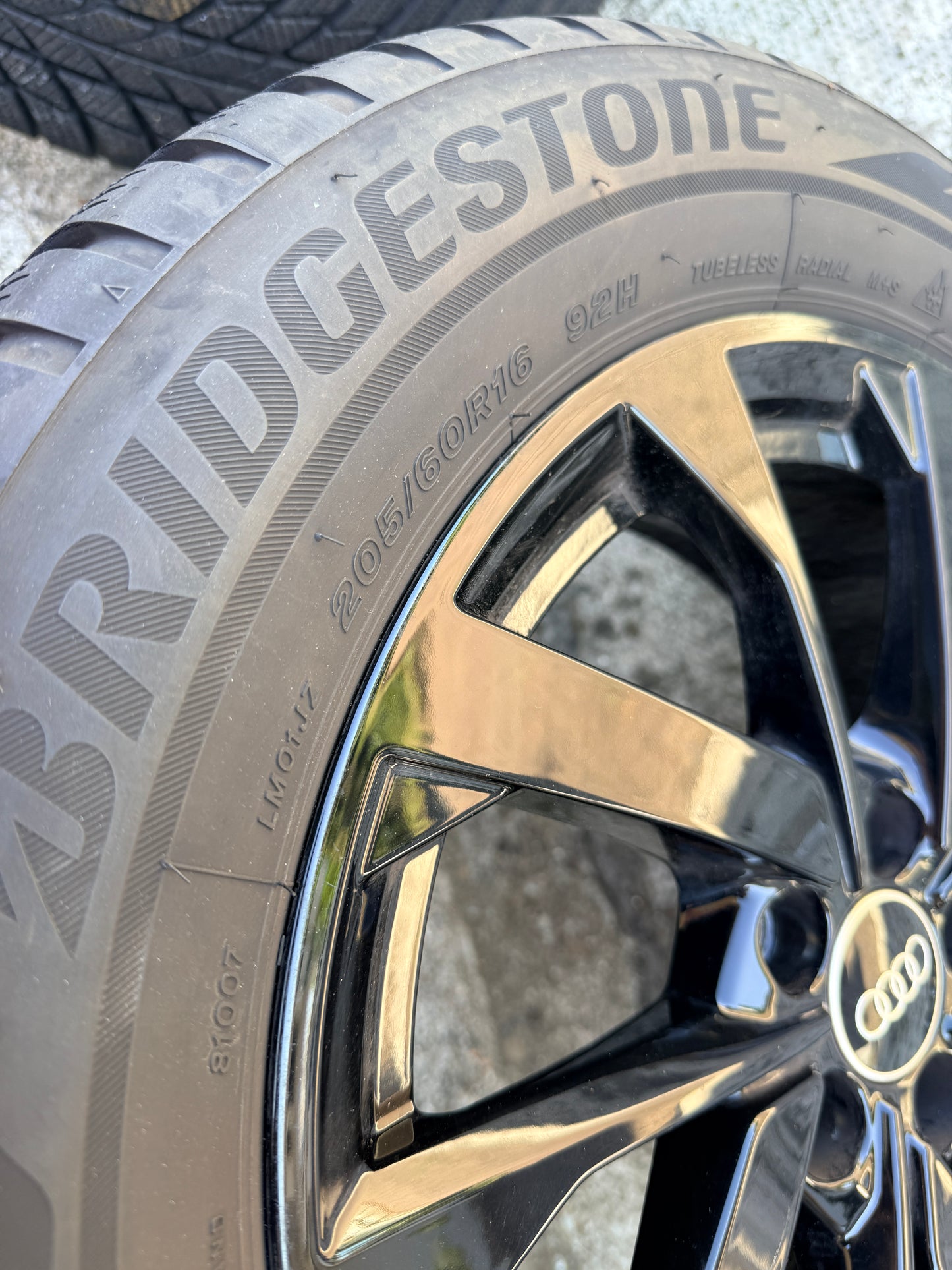 Cerchi + gomme 16” - Audi A1/A1 Citycarver - Usato