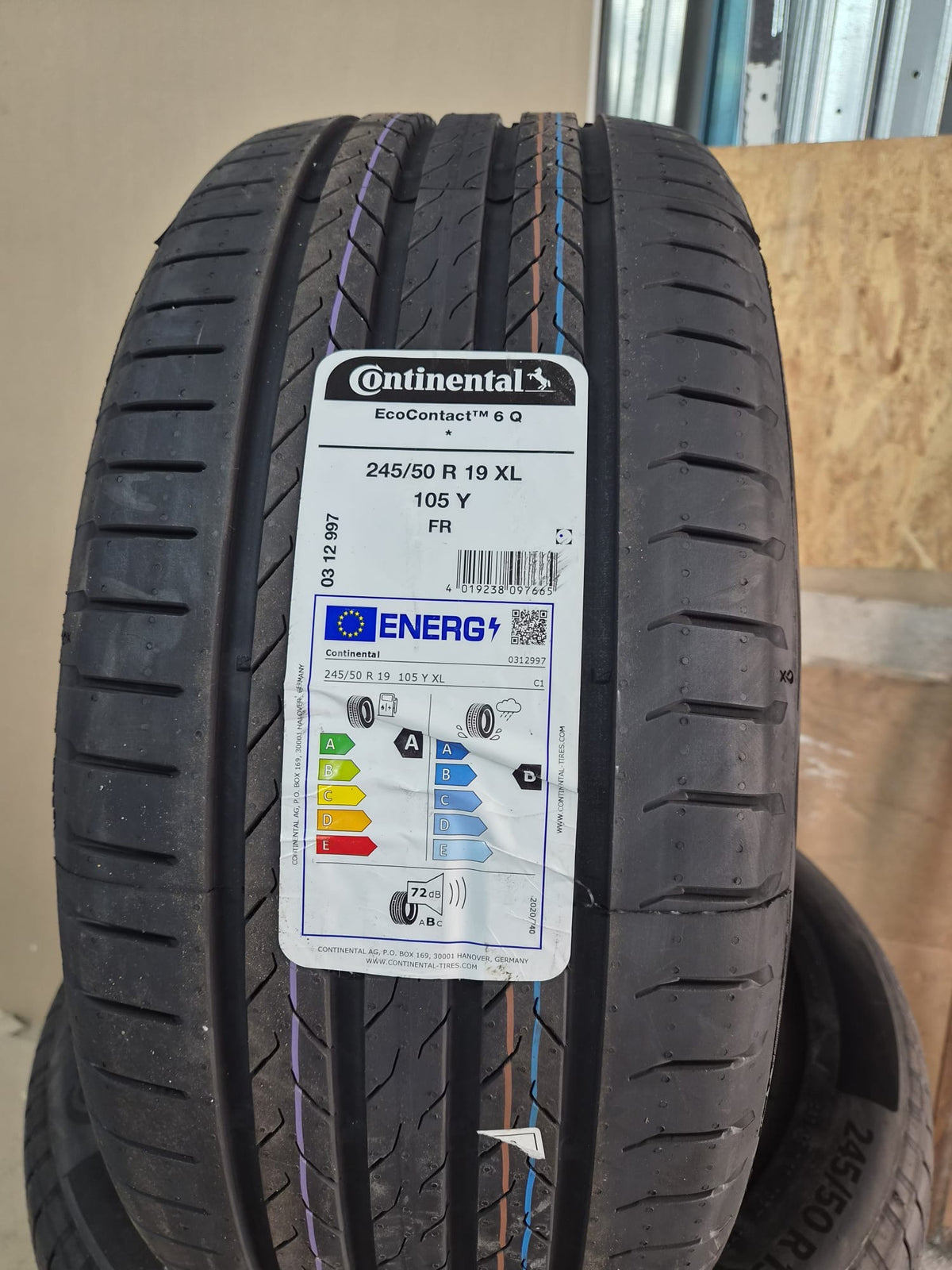 245/50/19 - Estive - Continental - DOT 2026 - Nuovo