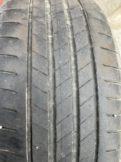 225/50/18 - Estive - Bridgestone - DOT 2017 - Usato