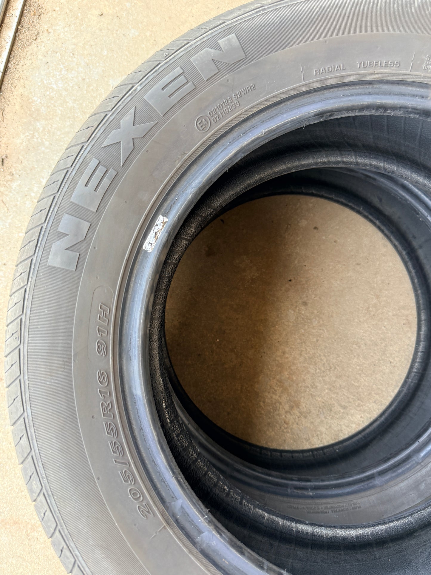 205/55/16-Estive-Nexen-DOT 2021-Usato