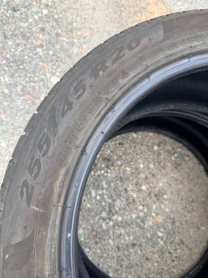 255/45/20 - Invernali -  Pirelli - DOT 2021 - Usato