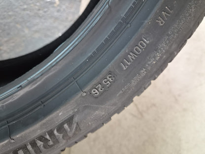 255/40/20 - Invernali -  Bridgestone - DOT 2026 - Nuovo - (2 gomme)