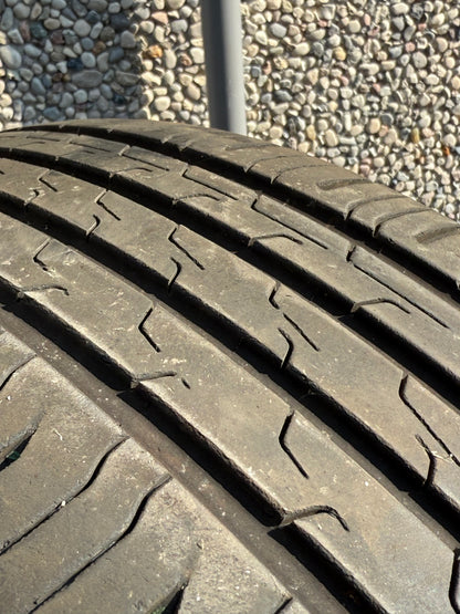 205/60/16 - Estive - Continental - DOT 2020 - Usato