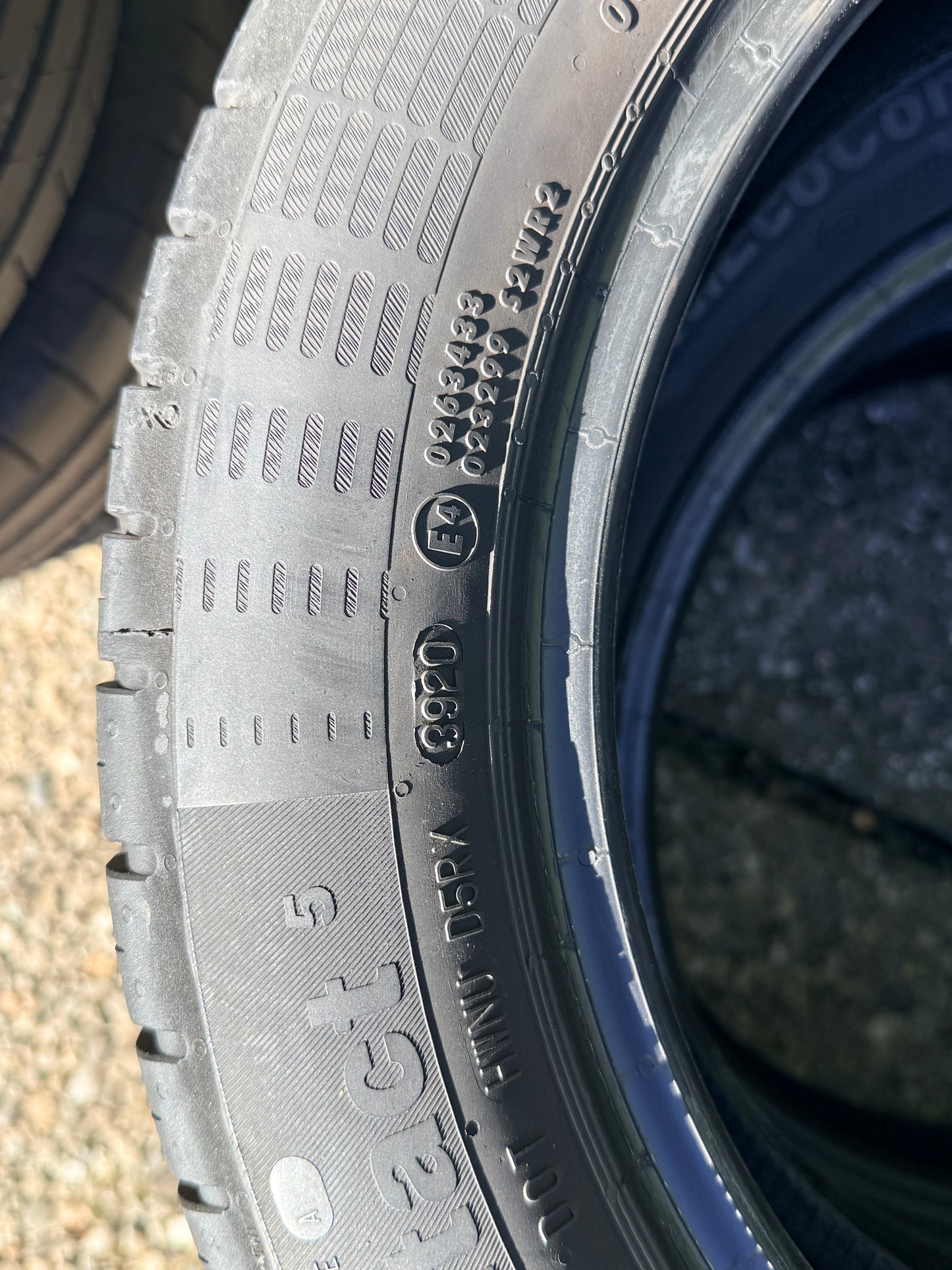 165/60/15 - Estive - Continental - DOT 2018/2020 - Usato