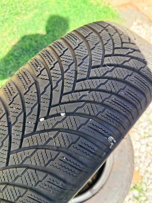 215/65/16 - Invernali - Firestone - DOT 2022 - Usato