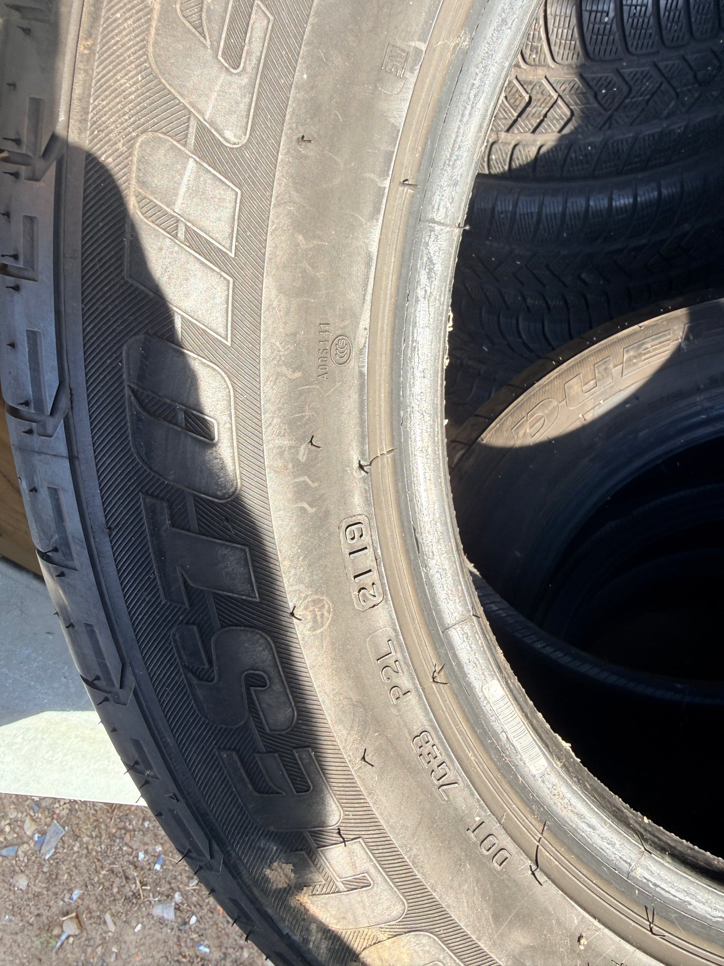 255/55/19 - Estive - Bridgestone - DOT 2019 - Usato