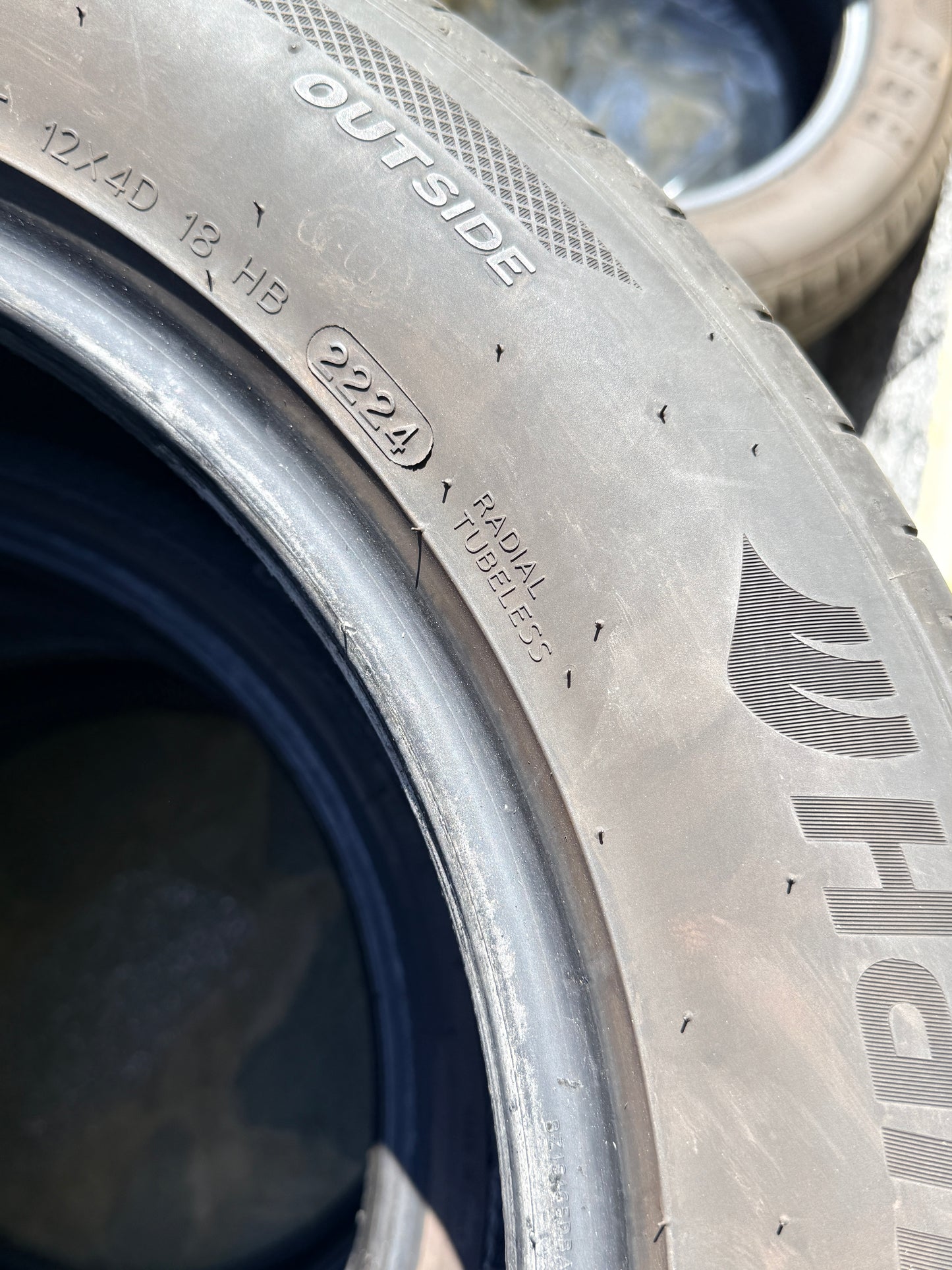 235/55/18 - Estive - Hankook/Bridgestone - DOT 2023/2024 - Usato
