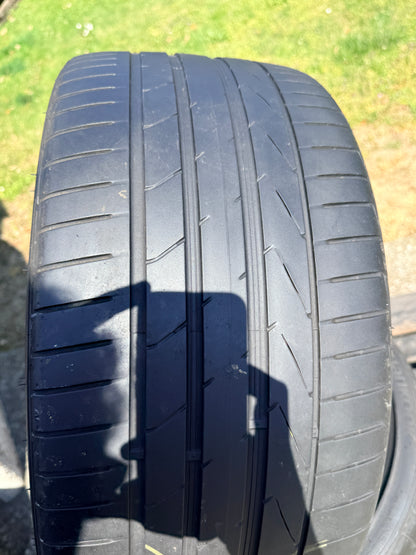 245/35/19 - Hankook - estive - DOT 2022 - Usato