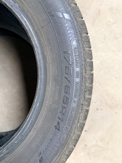 175/65/14 - Estive - Goodyear - DOT 2017 - Usato