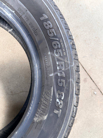 185/65/15 - Estive - Kumho - DOT 2022 - Demo nuove