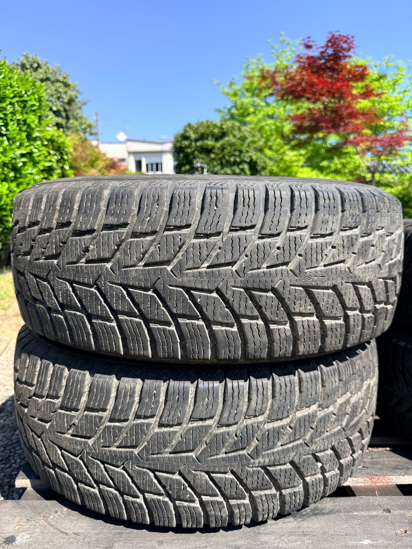 225/70/15C - 4 stagioni - Nokian - DOT 2023 - Usato