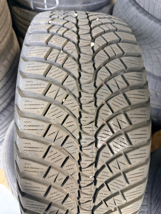 225/50/17 - Invernali - Kumho - DOT 2018 - Usato