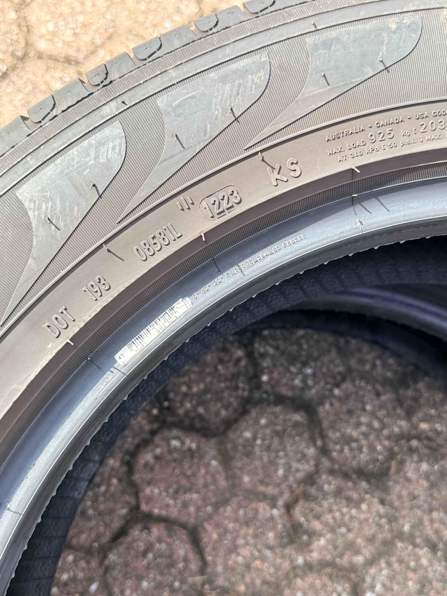 235/55/19 - Estive - Pirelli - DOT 2023 - Usato