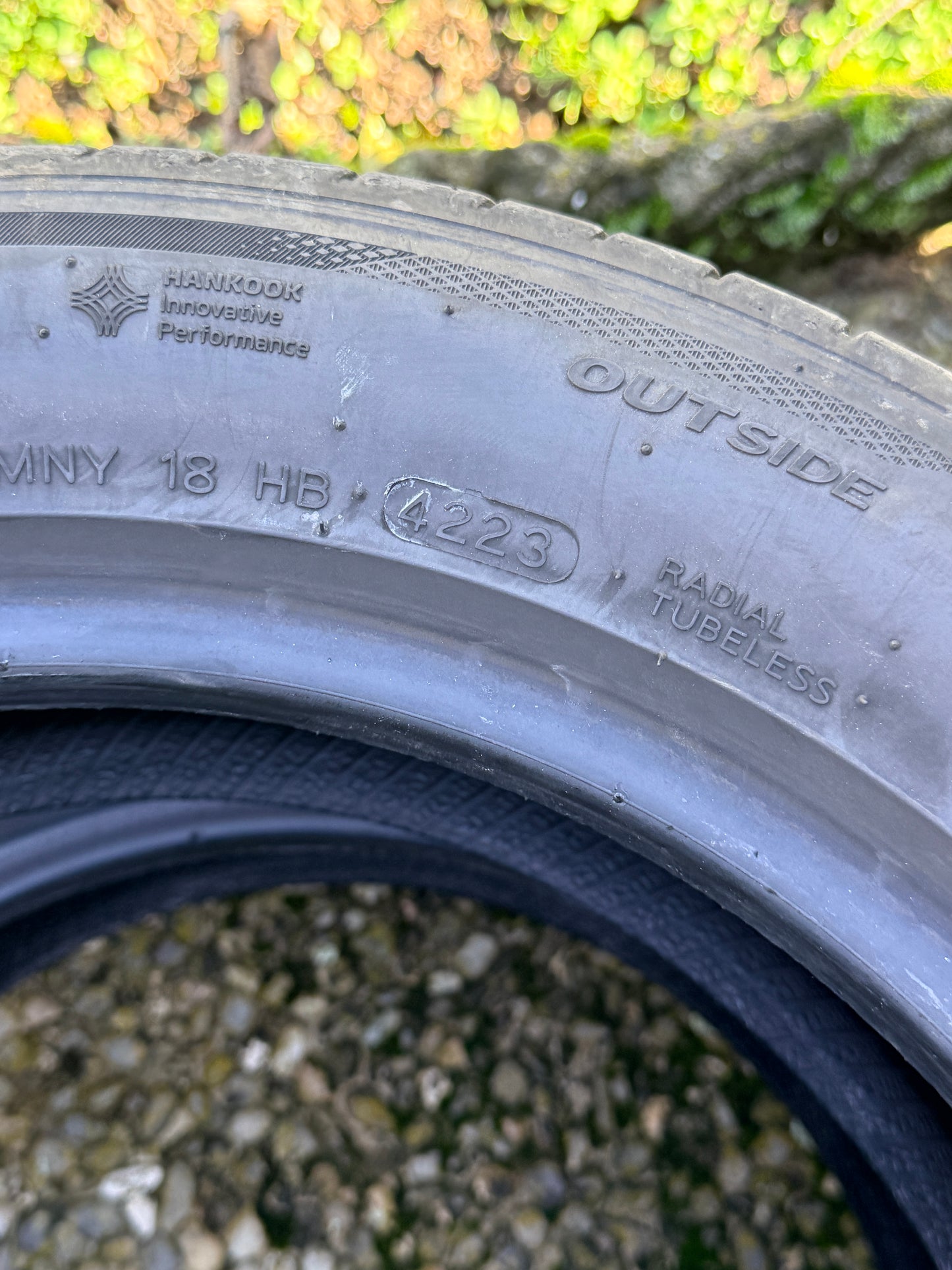 195/55/16 - Estive - Hankook - DOT 2023 - Usato