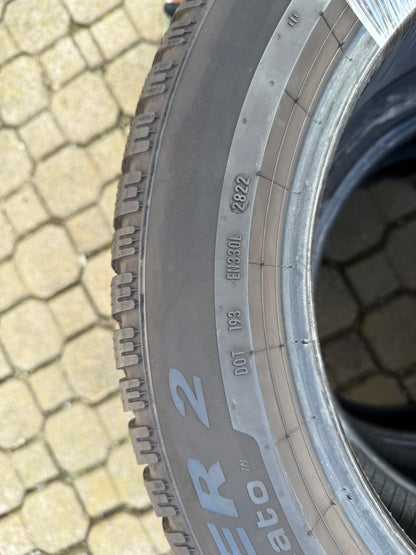 225/55/17 - Invernali - Pirelli - DOT 2022 - Usato