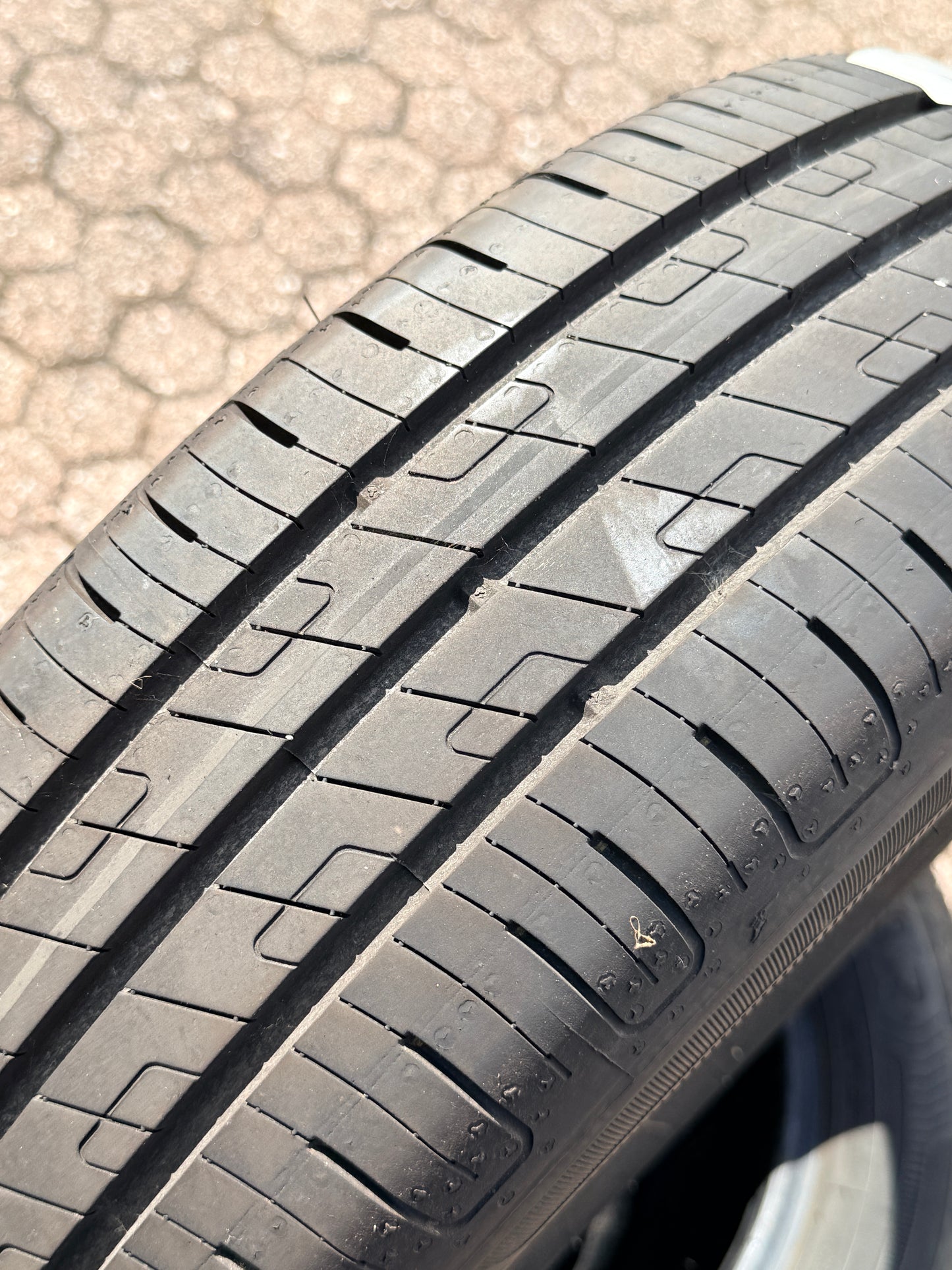 175/65/14 - Estive - Goodyear - DOT 2023/2024 - Usato
