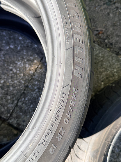 245/40/19 - Pista - Michelin - DOT 2022 - Usato