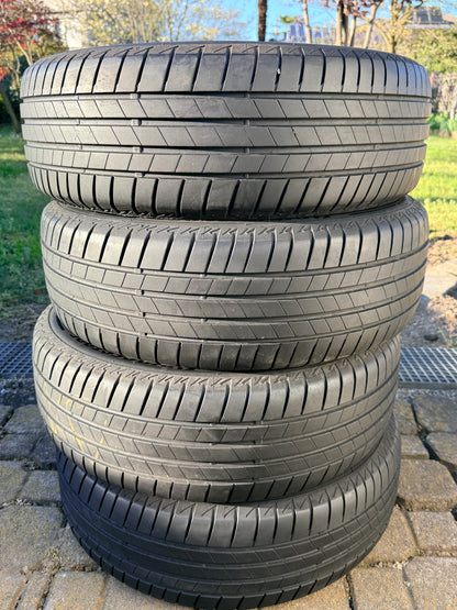 195/65/15-Estive-Bridgestone-DOT 2020-Usato