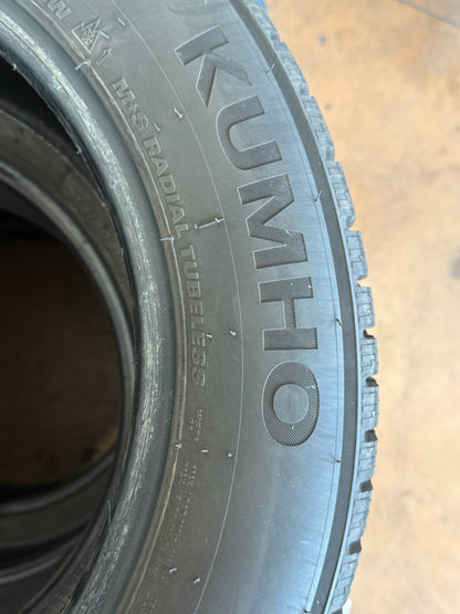 215/60/17 - Invernali - Kumho - DOT 2022 - Usato