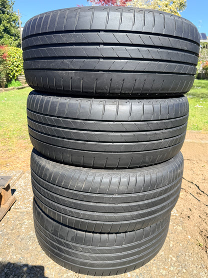 225/45/18 - Estive - Bridgestone - DOT 2021 - Usato
