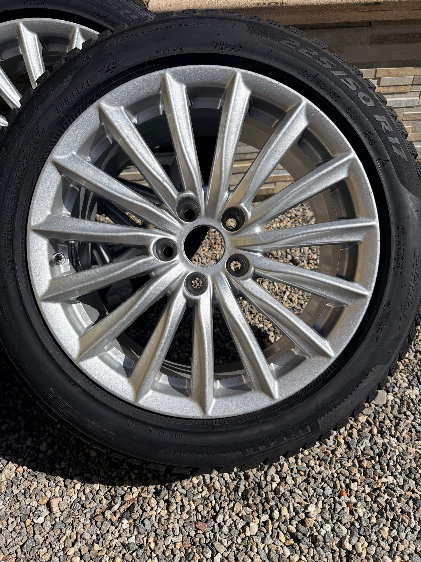Cerchi + gomme invernali 17” - Alfa Romeo Giulia - Originali - Nuovo