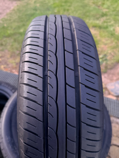 175/65/15 - estive - Dunlop - DOT 2018 - Usato