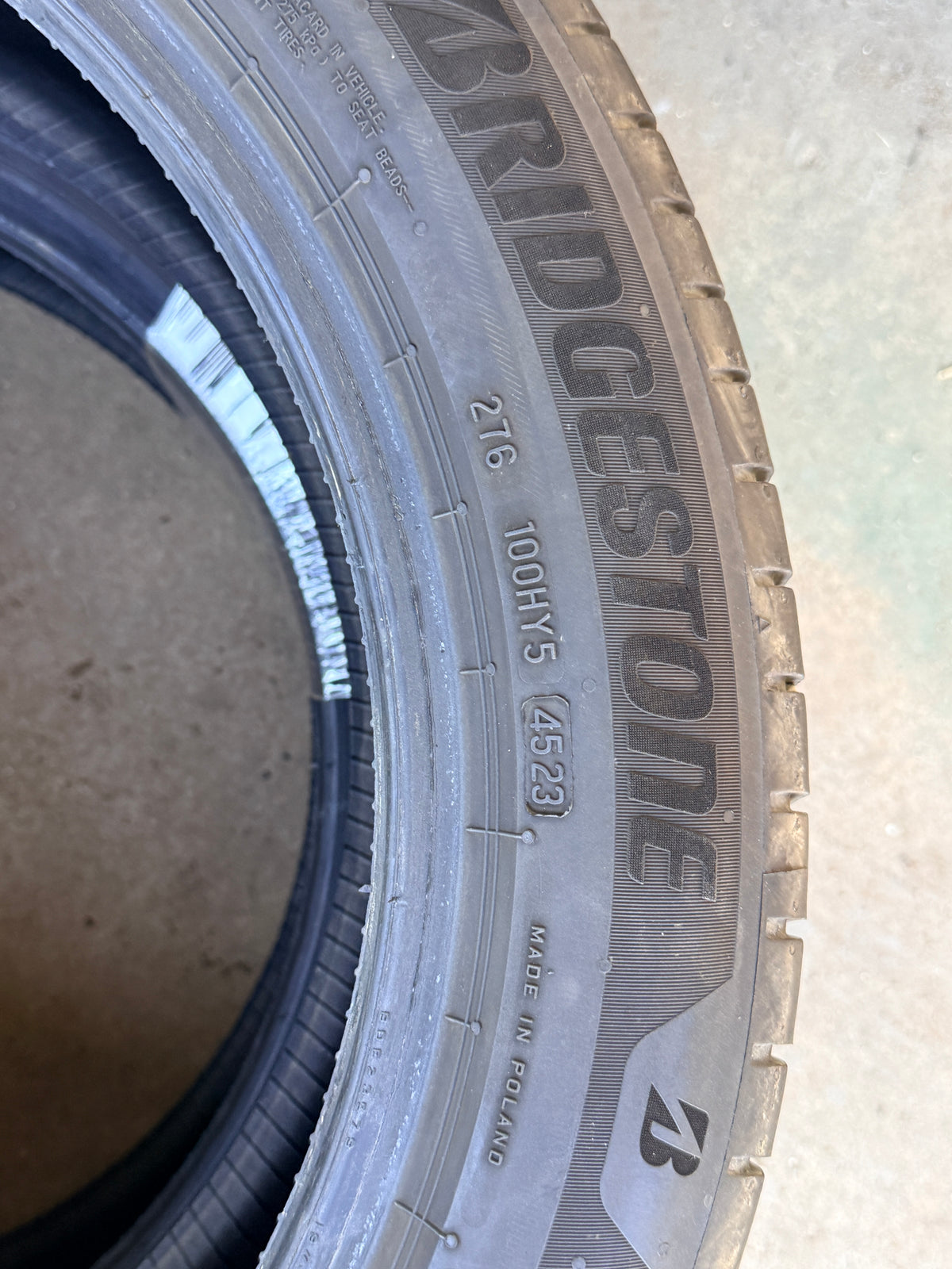 205/55/19 - Estive - Bridgestone - DOT 2023 - Usato