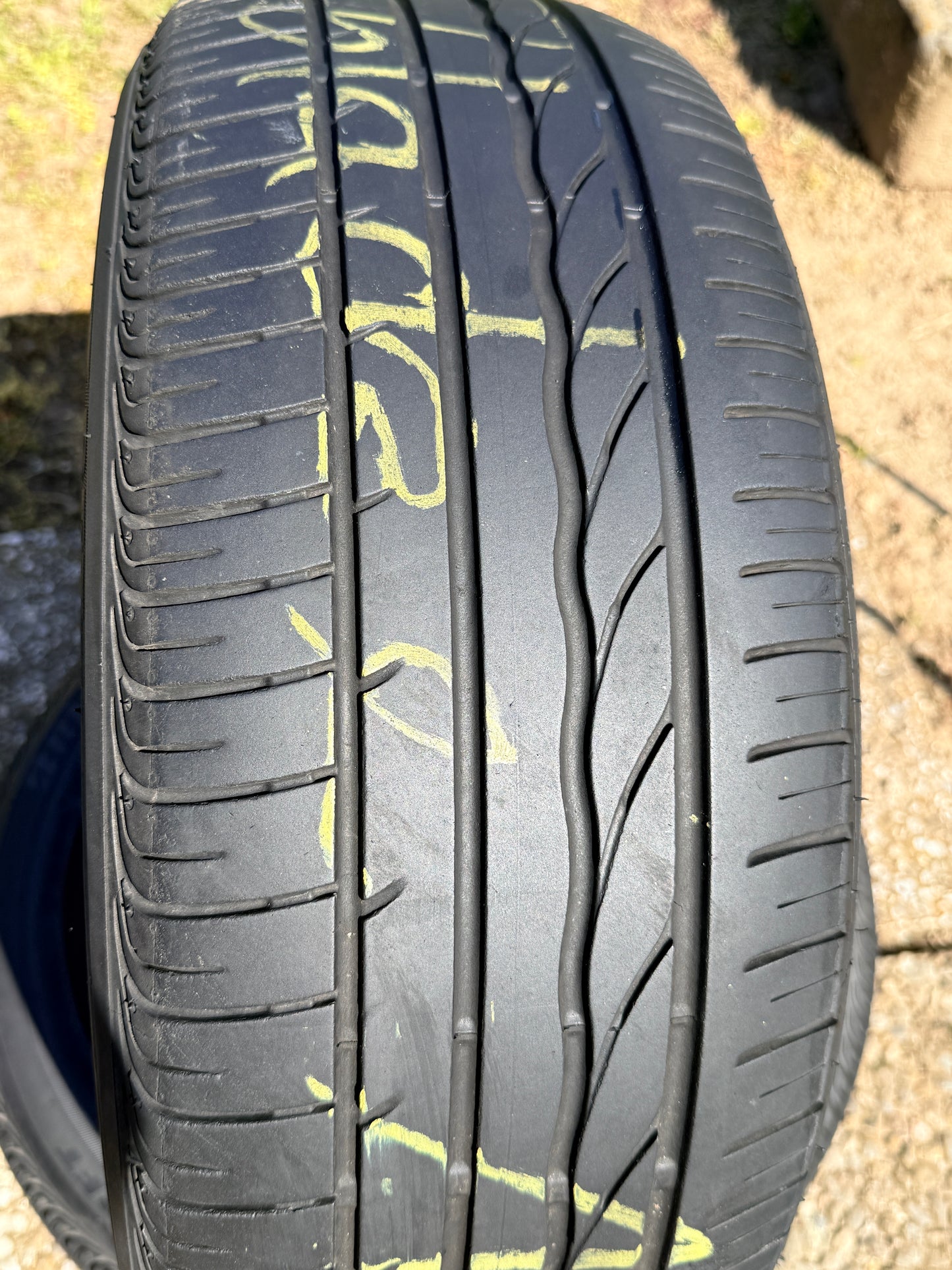 205/55/16-Estive-Bridgestone (anti-foratura)-DOT 2019-Usato