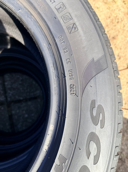 215/65/17 - Invernali - Pirelli - DOT 2021 - Usato