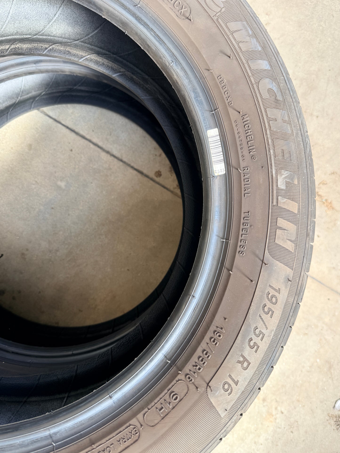 195/55/16 - Estive - Michelin - DOT 2024 - Usato