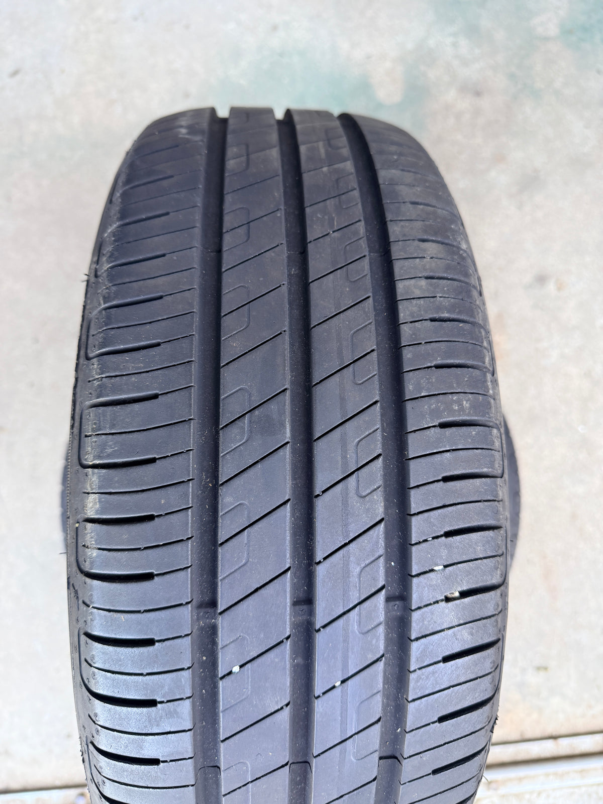 195/45/16 - Estivi - Goodyear - DOT 2022 - Usato