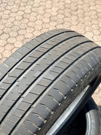 245/45/20 - Estive - Michelin - DOT 2021 - Usato
