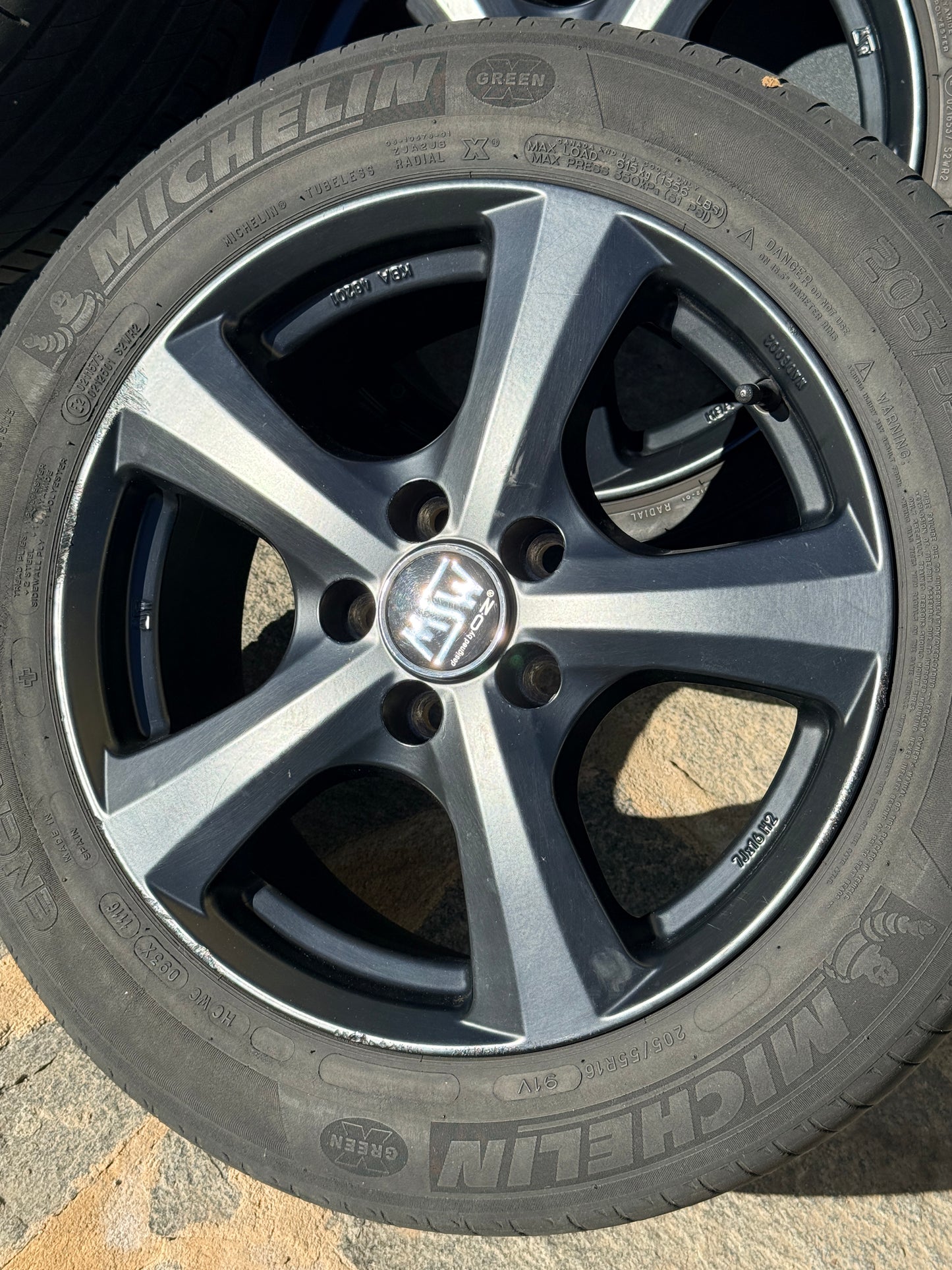 Cerchi + gomme 16” - Ford - MSW/OZ - Usato