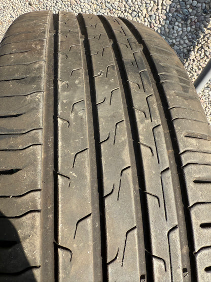 205/60/16 - Estive - Continental - DOT 2020 - Usato