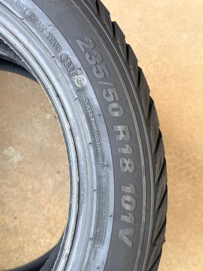 235/50/18 - Invernali - Kumho - DOT 2020 - Nuovo - Demo