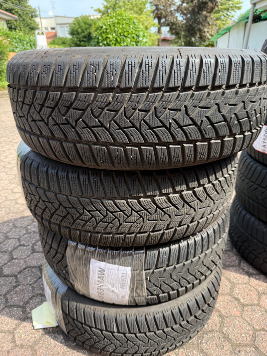 215/60/16 - Invernali - Dunlop - DOT 2020 - Usato