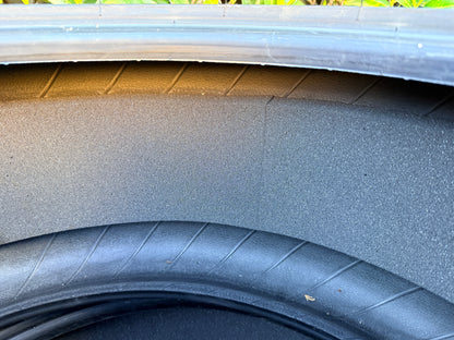 255/40/20- Estive - Michelin EV - DOT 2022 - Usato