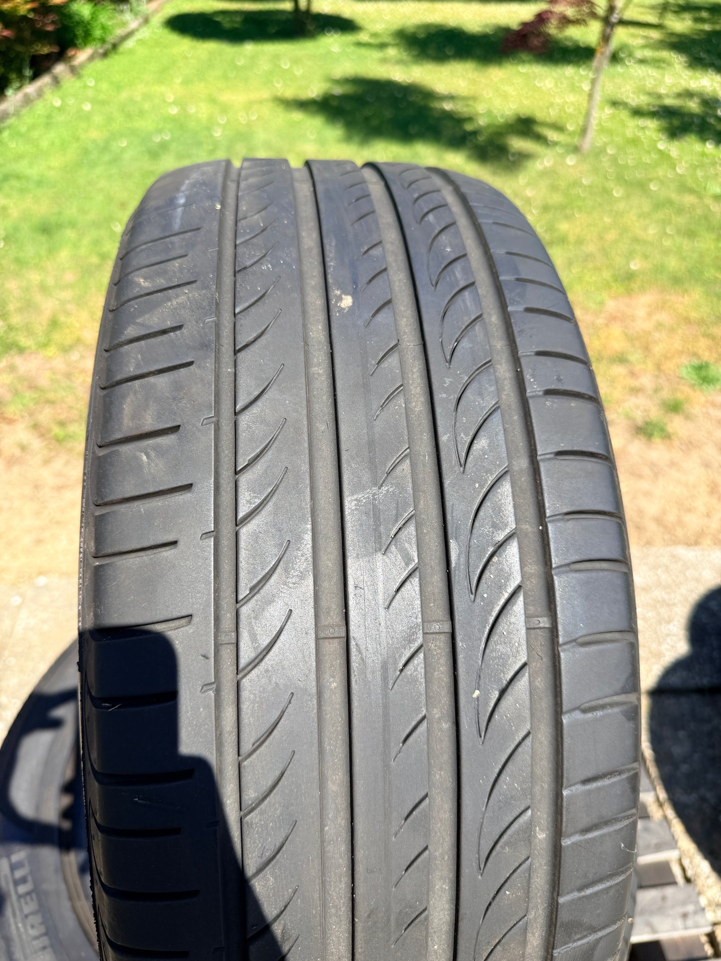 225/50/17 - Estive - Pirelli - DOT 2023 - Usato