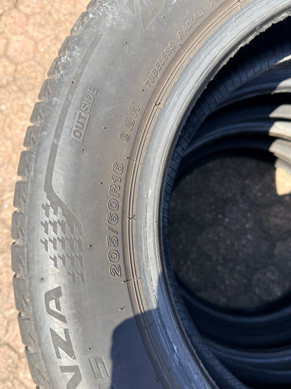 205/60/16 - Estive - Bridgestone - DOT 2021 - Usato