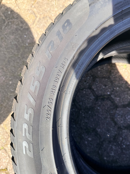225/55/18 - Invernali - Pirelli - DOT 2020 - Usato