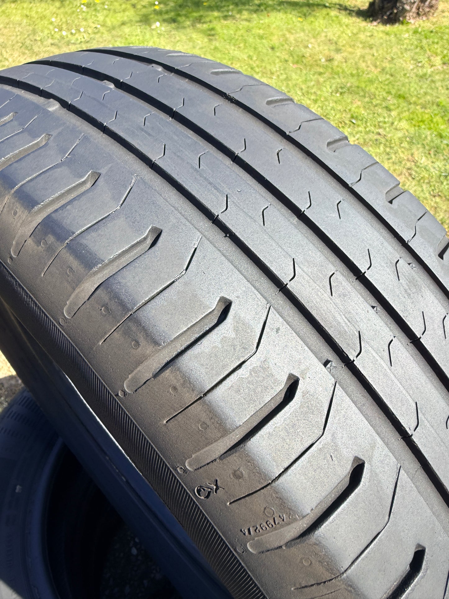 185/65/15 - Estive - Continental - DOT 2019 - Usato