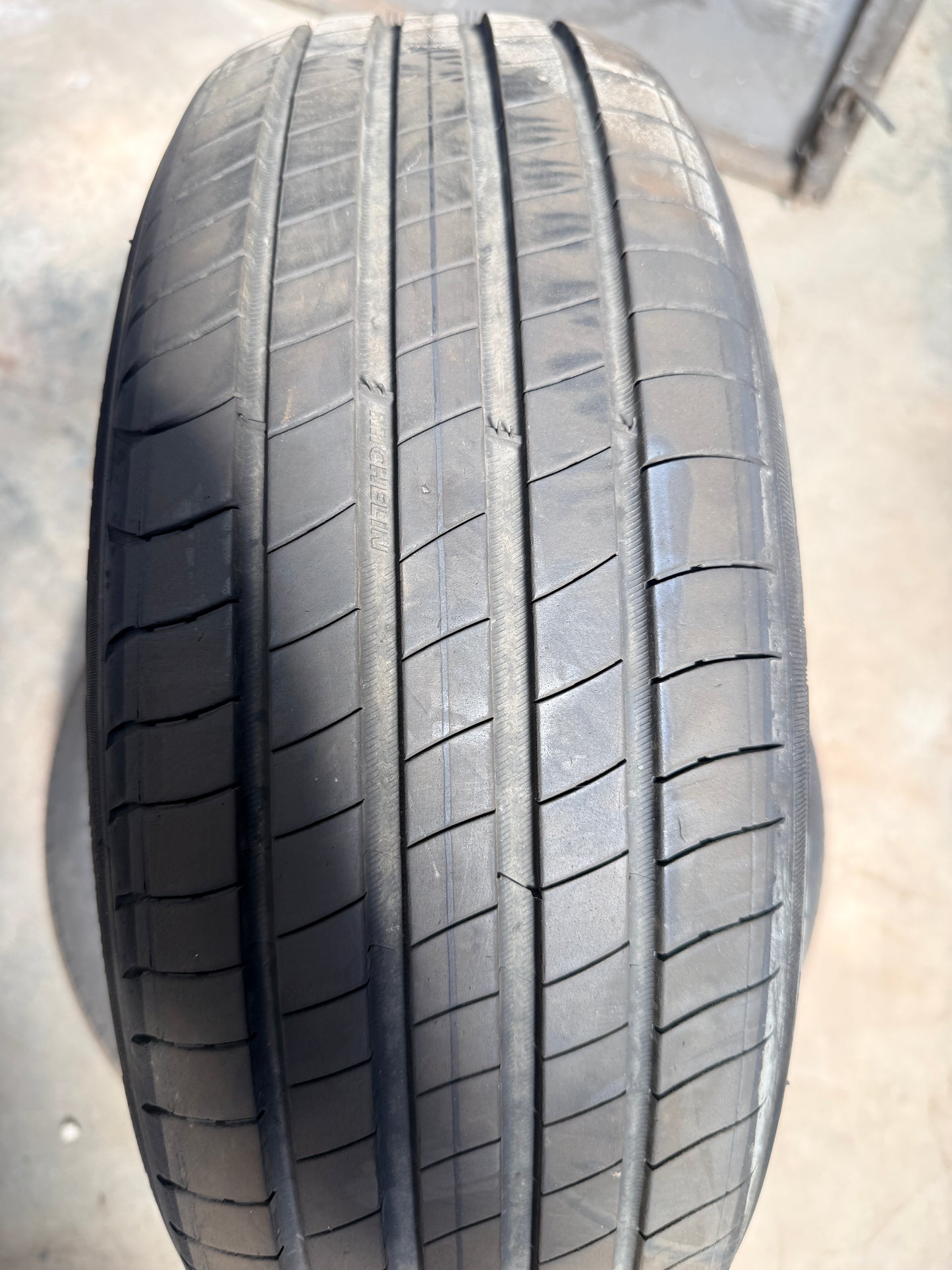 185/65/15 - Estive - Michelin - DOT 2024 - Usato