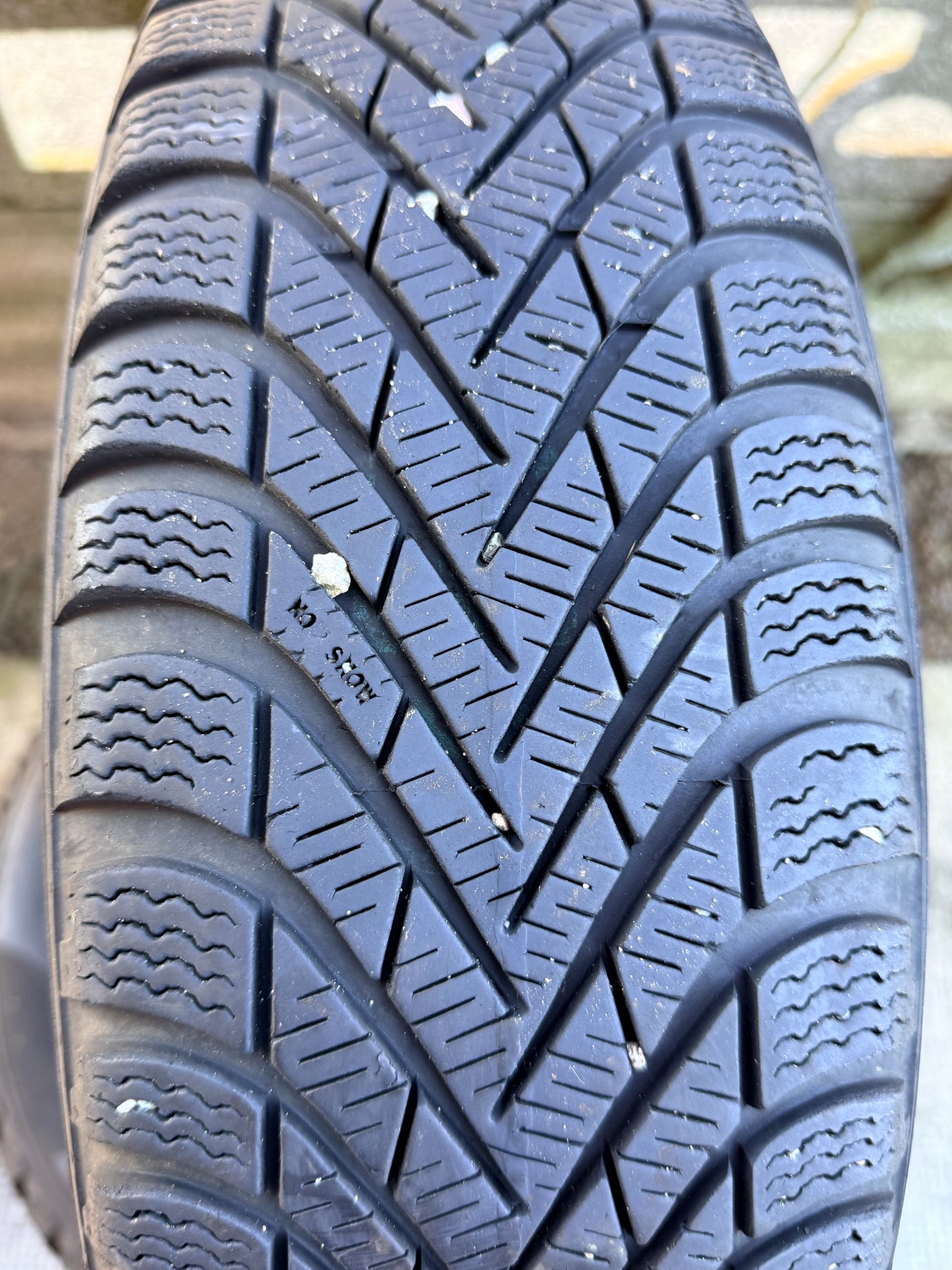 175/65/14- Invernali - Pirelli - DOT 2019 - Usato