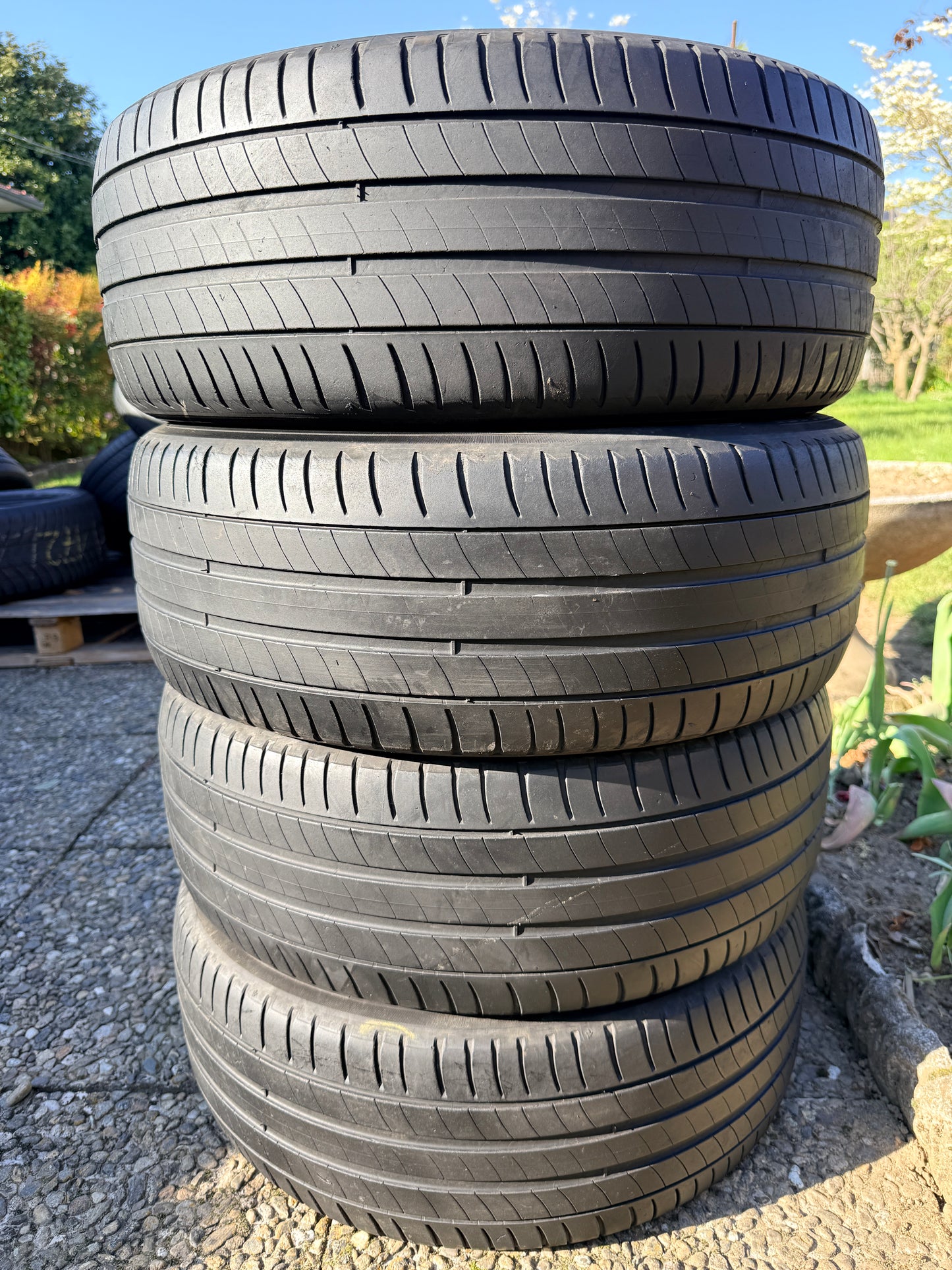 215/55/16 - Estive - Michelin - DOT da verificare - Usato