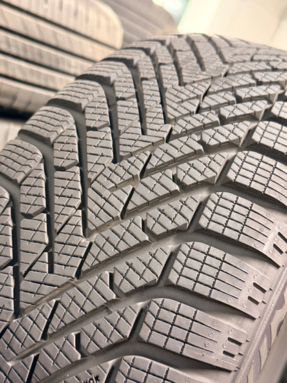 205/55/17 - Invernali - Pirelli - DOT 2023 - Usato