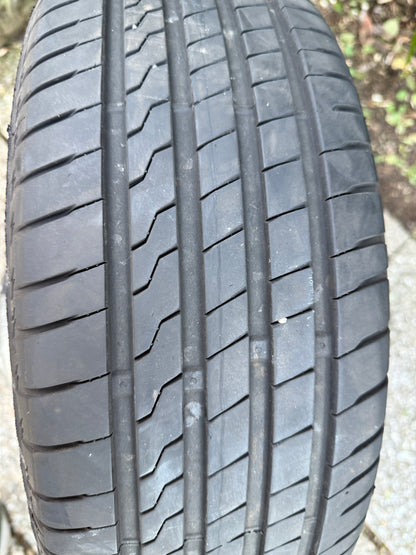 205/60/16 - Estive - Firestone - DOT 2023- Usato