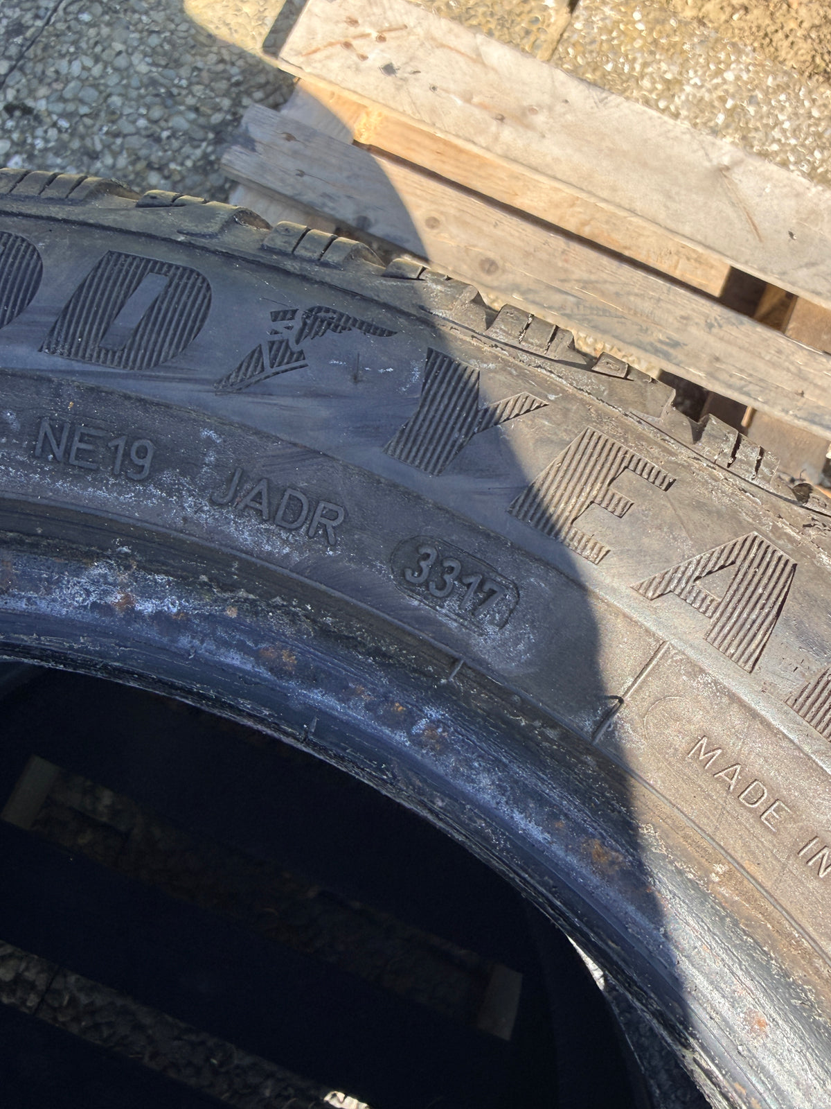 195/55/16 - Invernali - Goodyear antiforatura - DOT 2017 - Usato