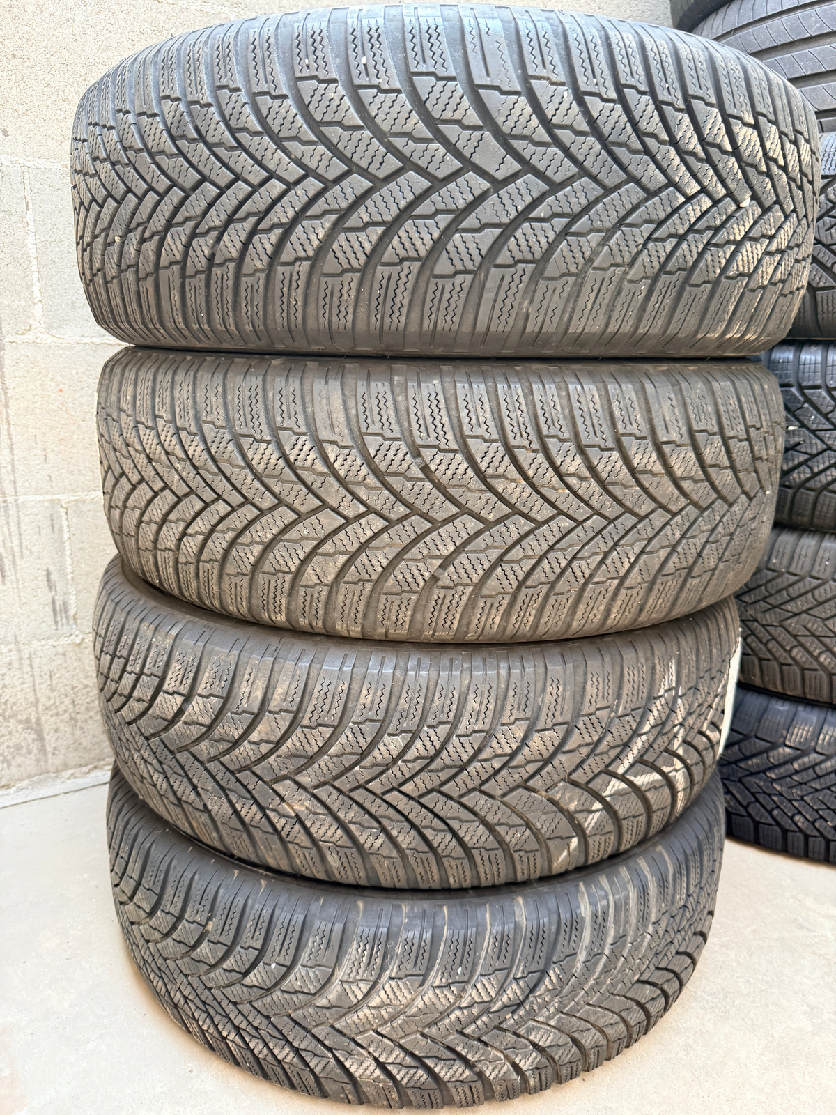 215/60/17 - Invernali - Firestone - DOT 2020 - Usato