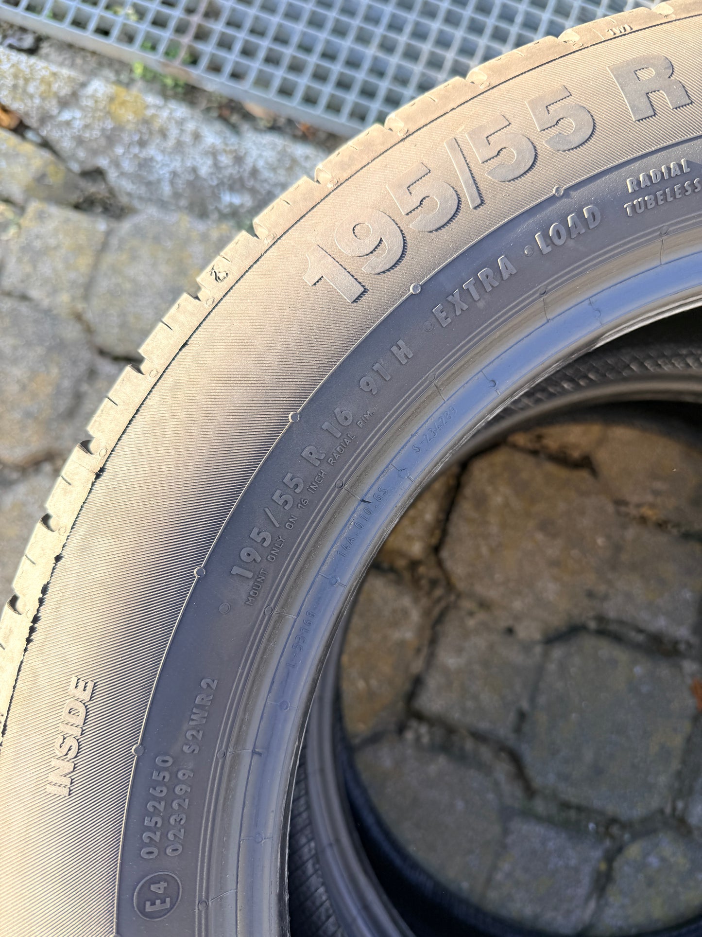 195/55/16 - Estive - Continental - DOT variabili - Usato
